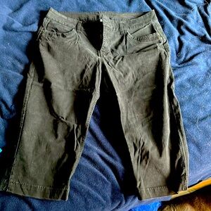 Black Jean Capri size 14